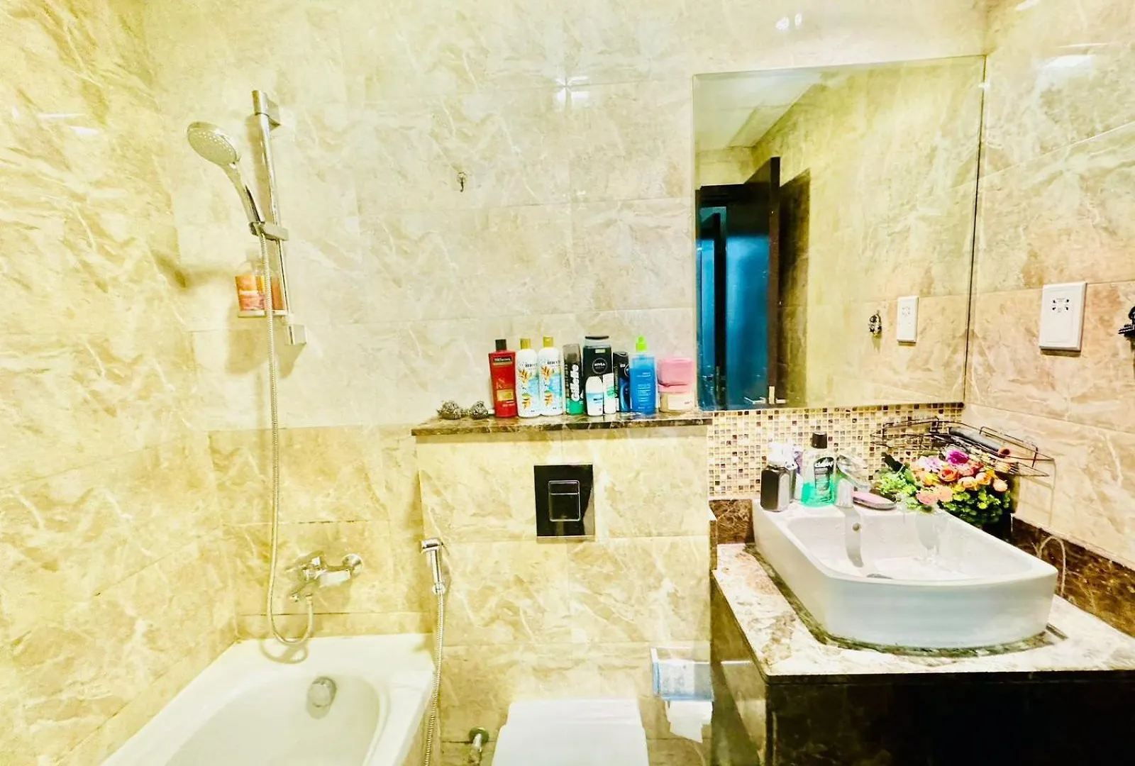 Beautiful Luxury Room With Attached Washroom Only One Large Room Not Entire Apartment Dubái 0*,